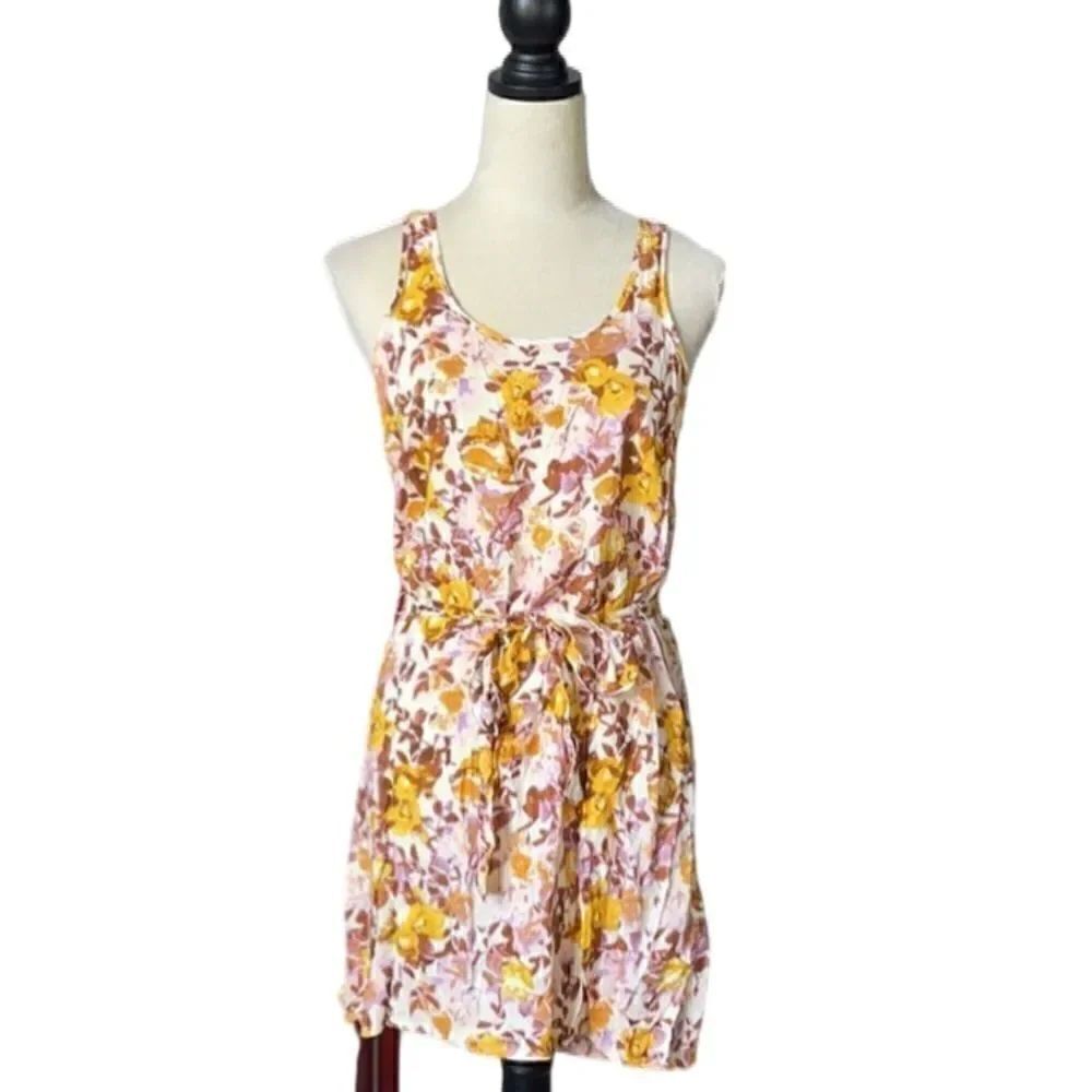Divided by H&M Floral Dress w/Scoop Neck & Tie Around Waist (Size: 4)
